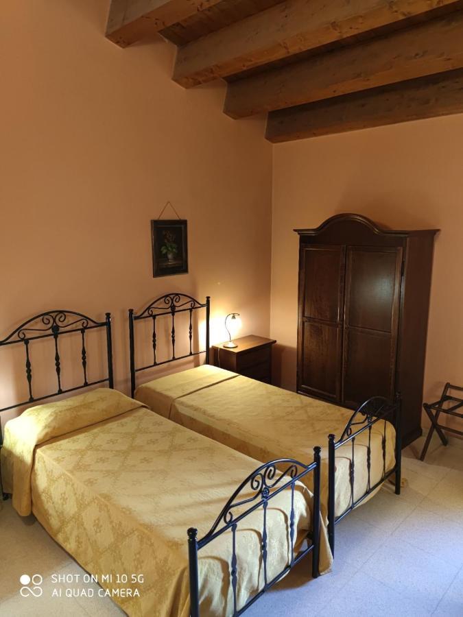 Chambre Double ou Lits Jumeaux Économique