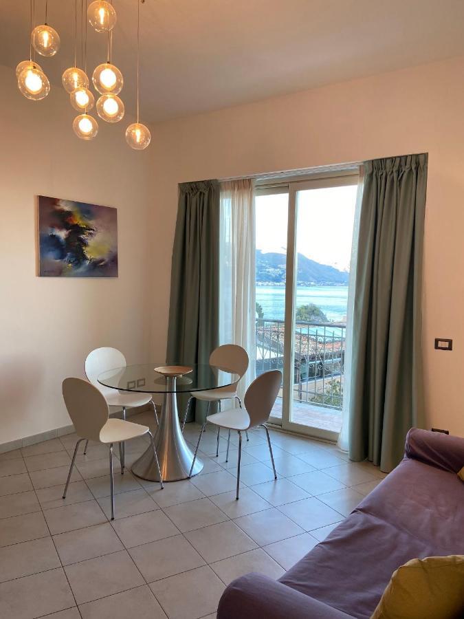 One-Bedroom Apartment Balcony Sea View