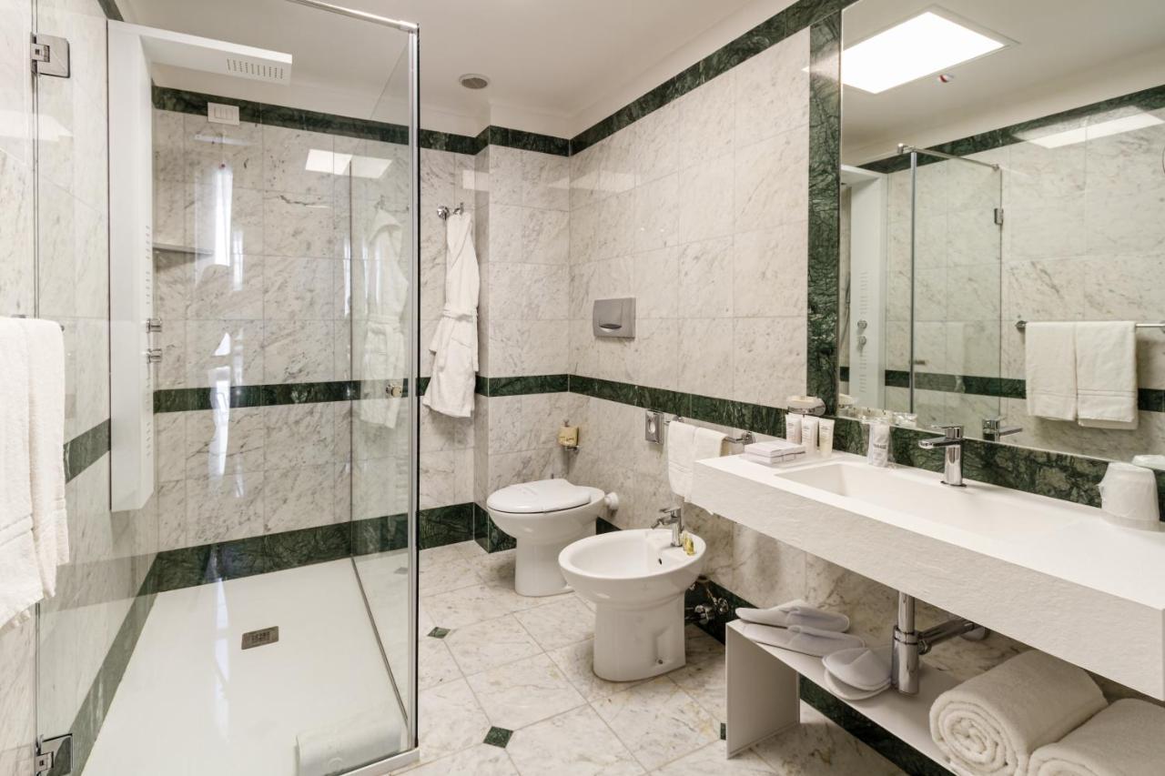 Deluxe Double or Twin Room with Balcony