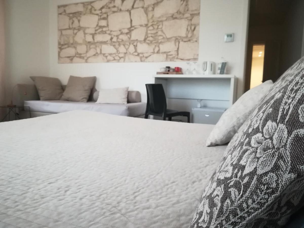 Deluxe Suite,942537170:JPEG