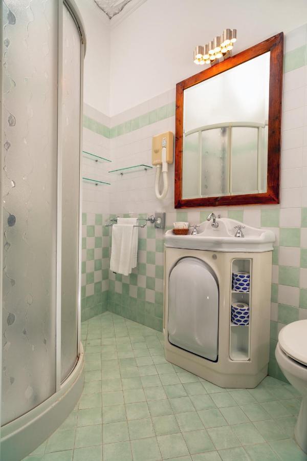 Chambre Double ou Lits Jumeaux Économique