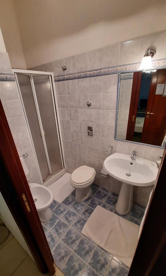 Single Room with Private Bathroom