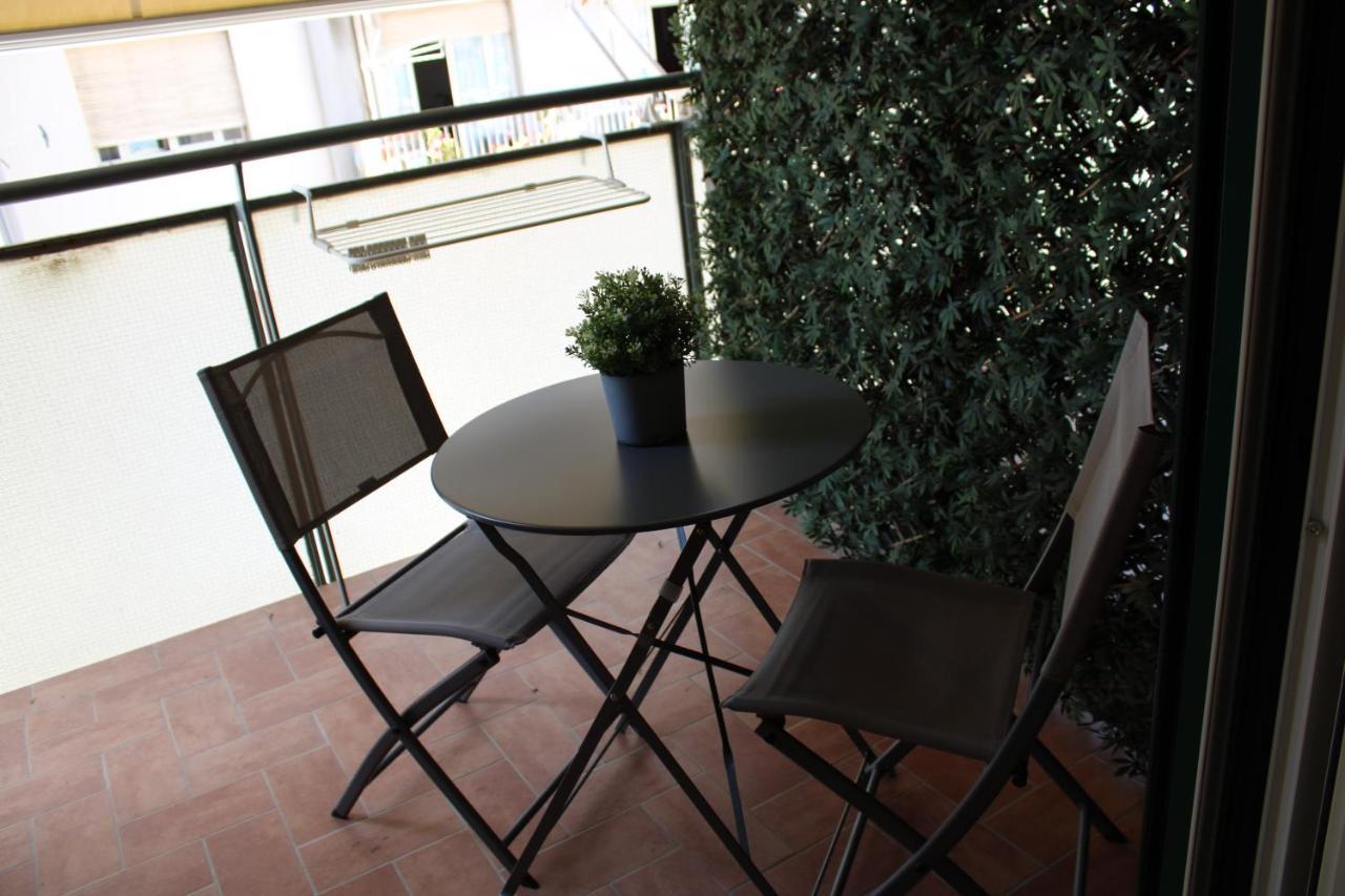 Single Room Balcony
