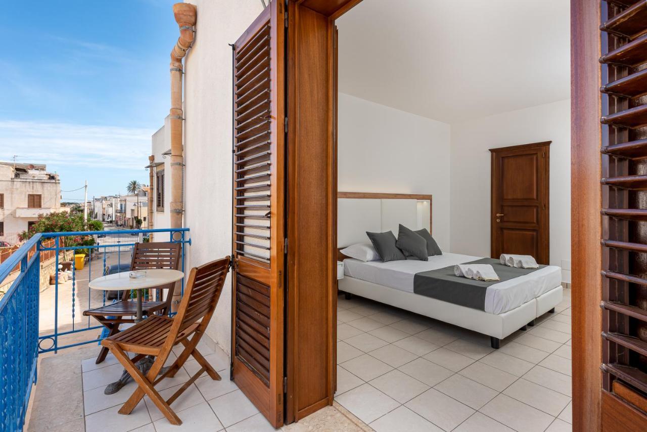 Doppelzimmer mit Balkon