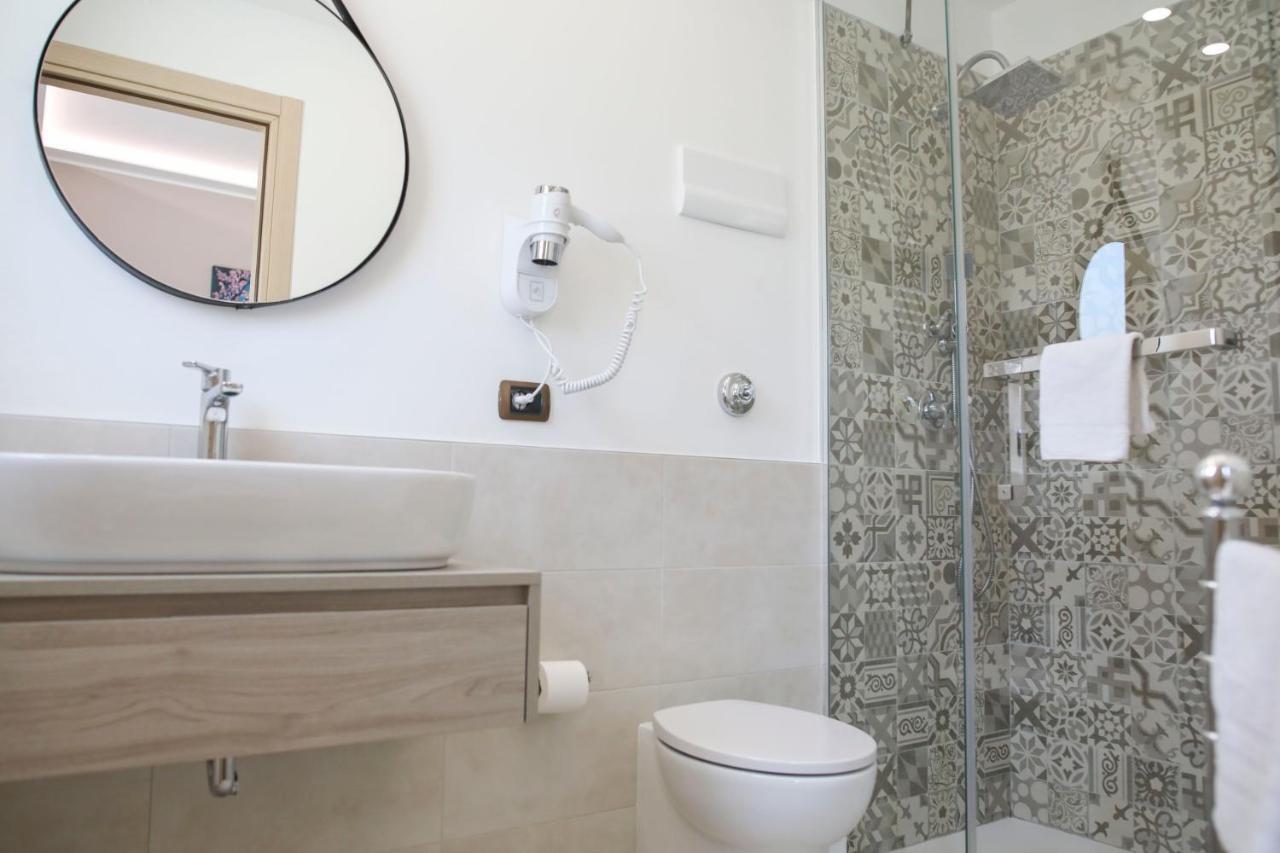 Double Room,1112495457:JPEG