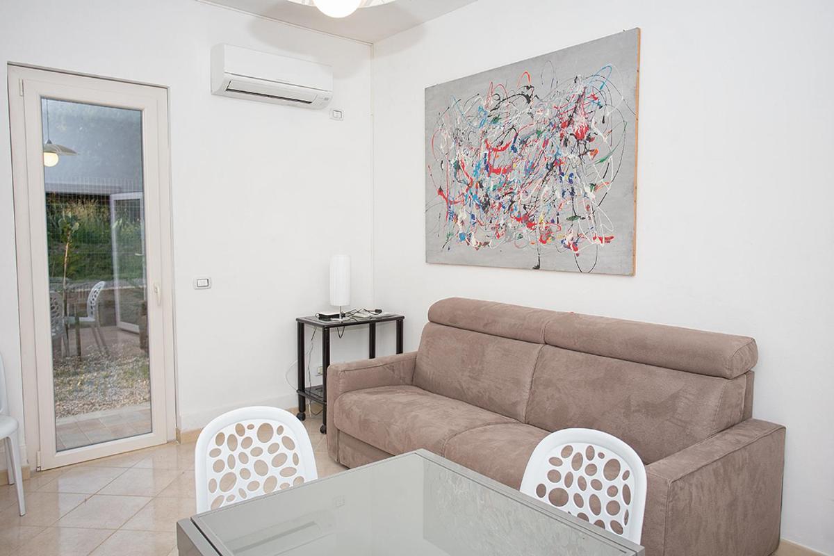 Family Room with Garden View,1114424835:JPEG