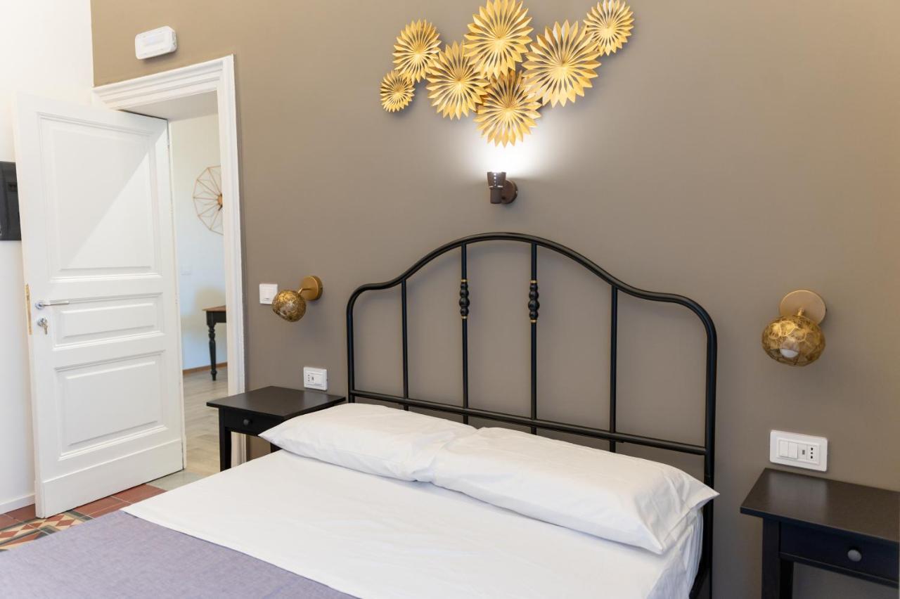 Standard King Room,1128602166:JPEG