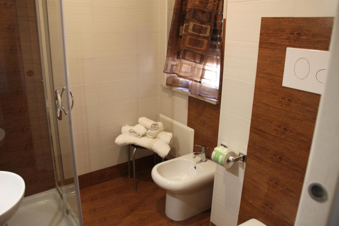 Double Room with Private Bathroom,1128566067:JPEG