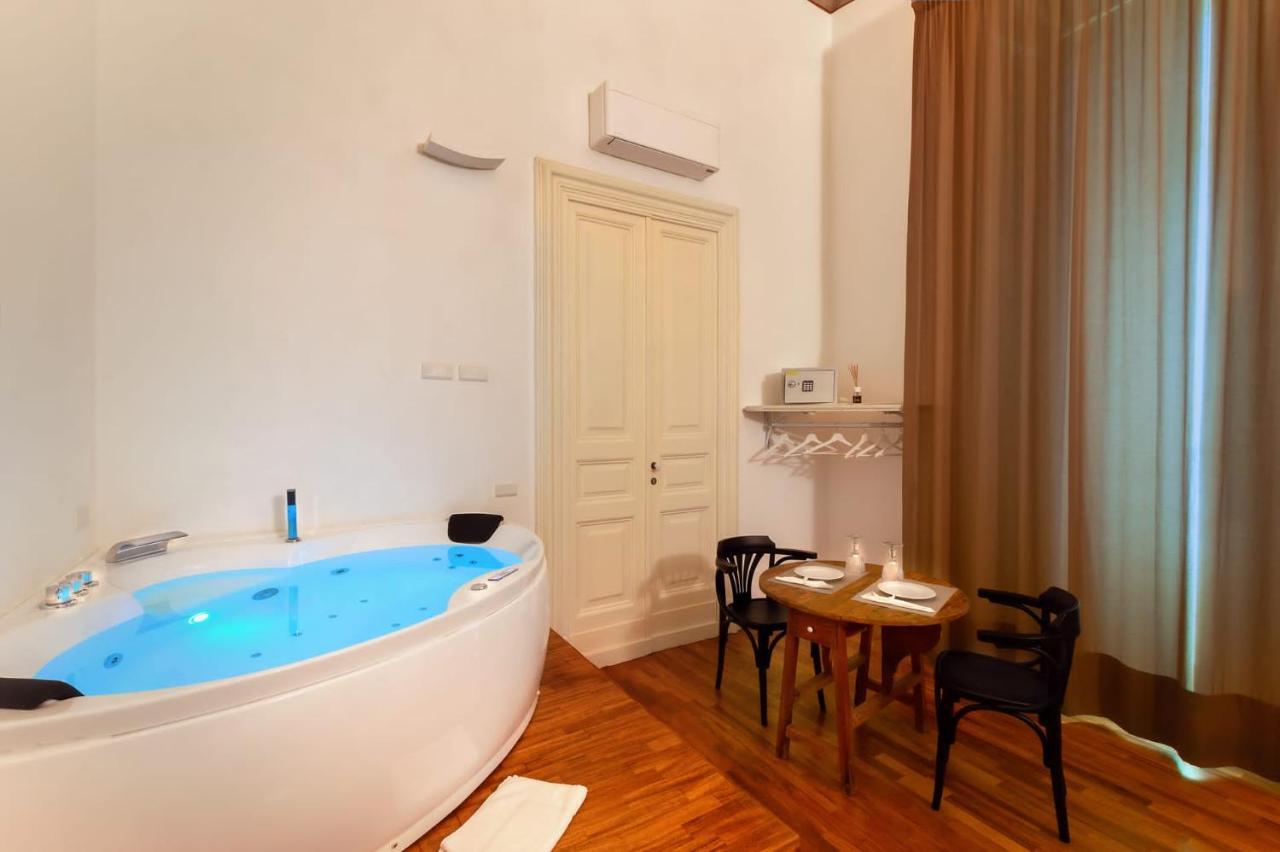 Suite Spa Bath,1144335576:JPEG