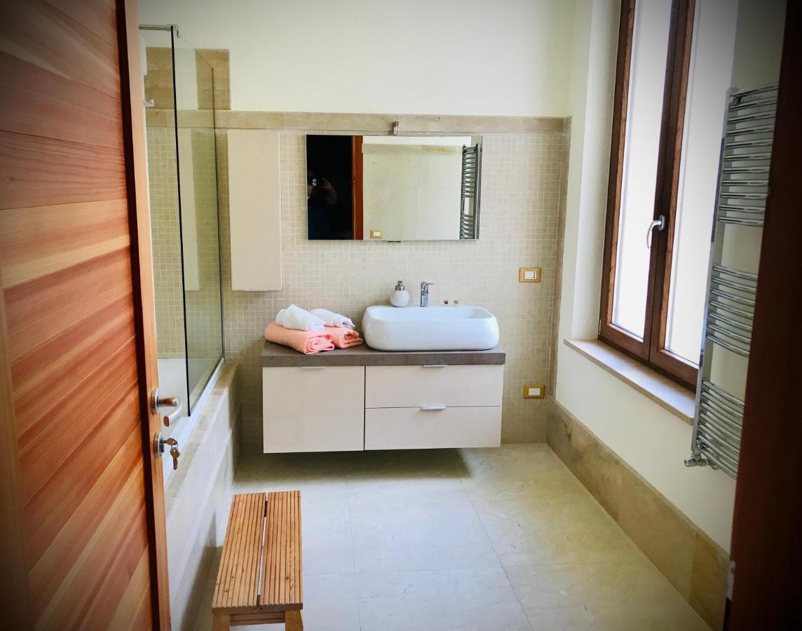 Camera Matrimoniale con Bagno Privato