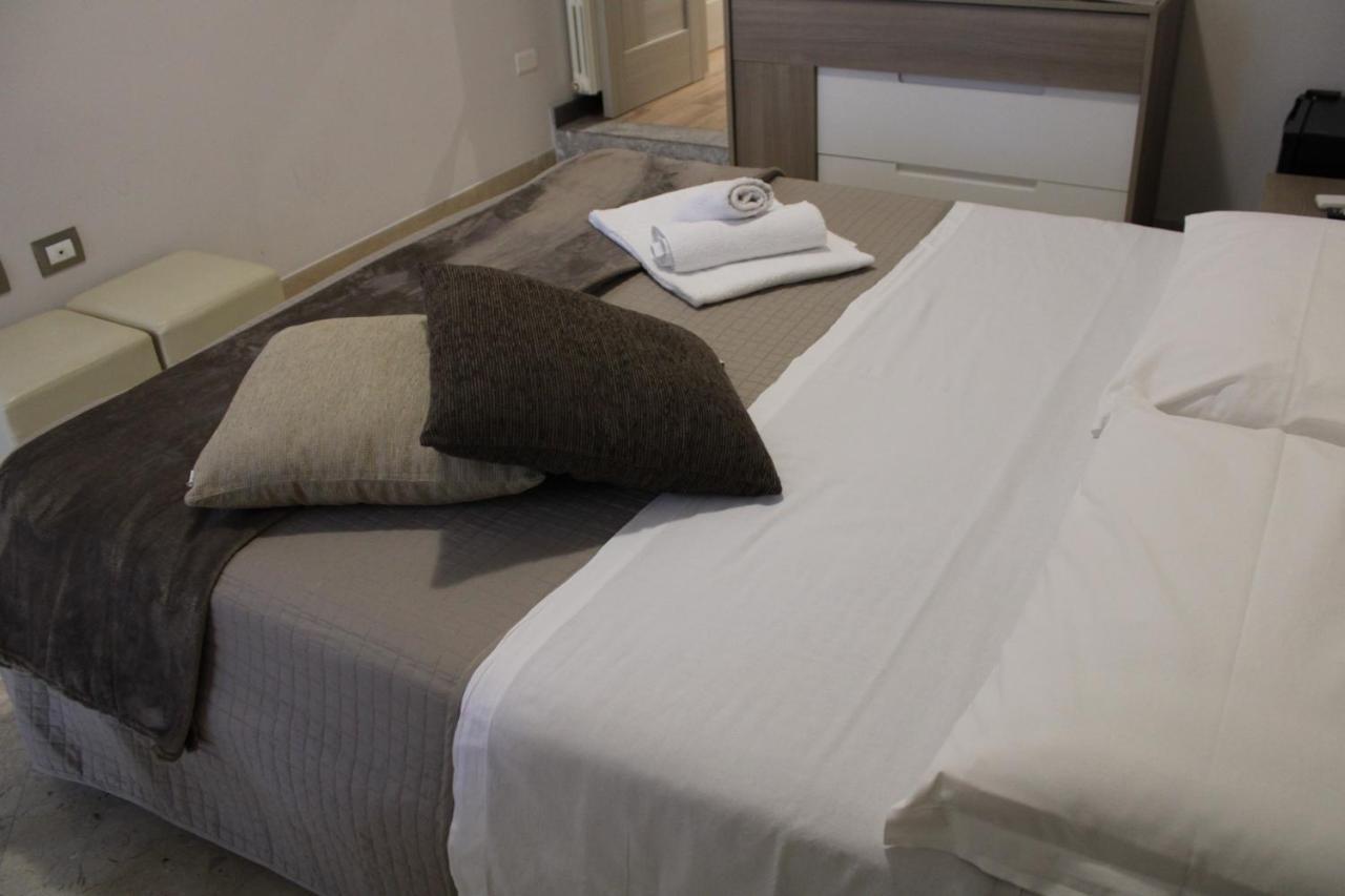 Single Room Balcony