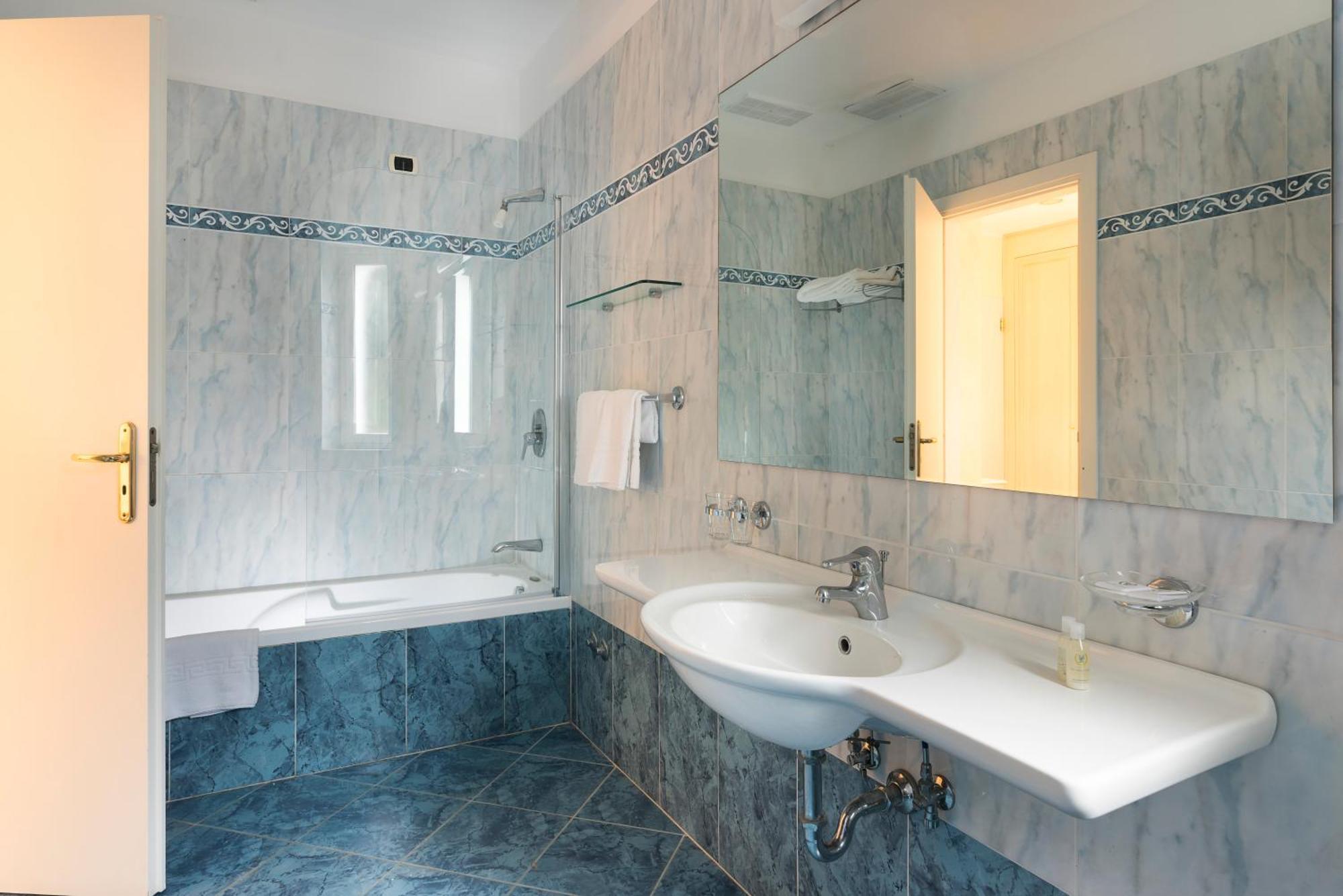Double or Twin Room with Balcony