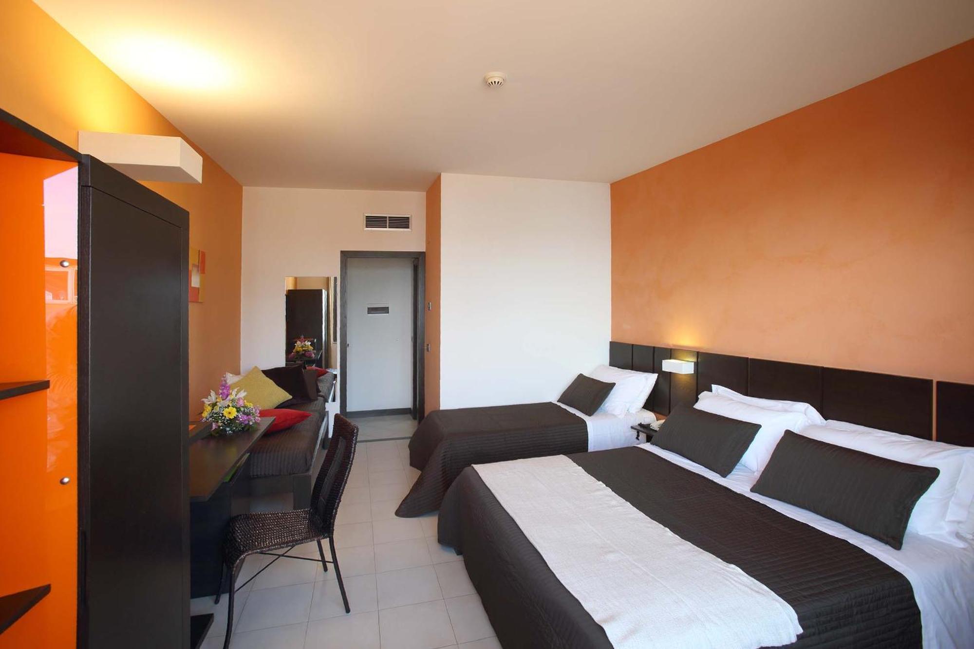 Triple Room Balcony Sea View