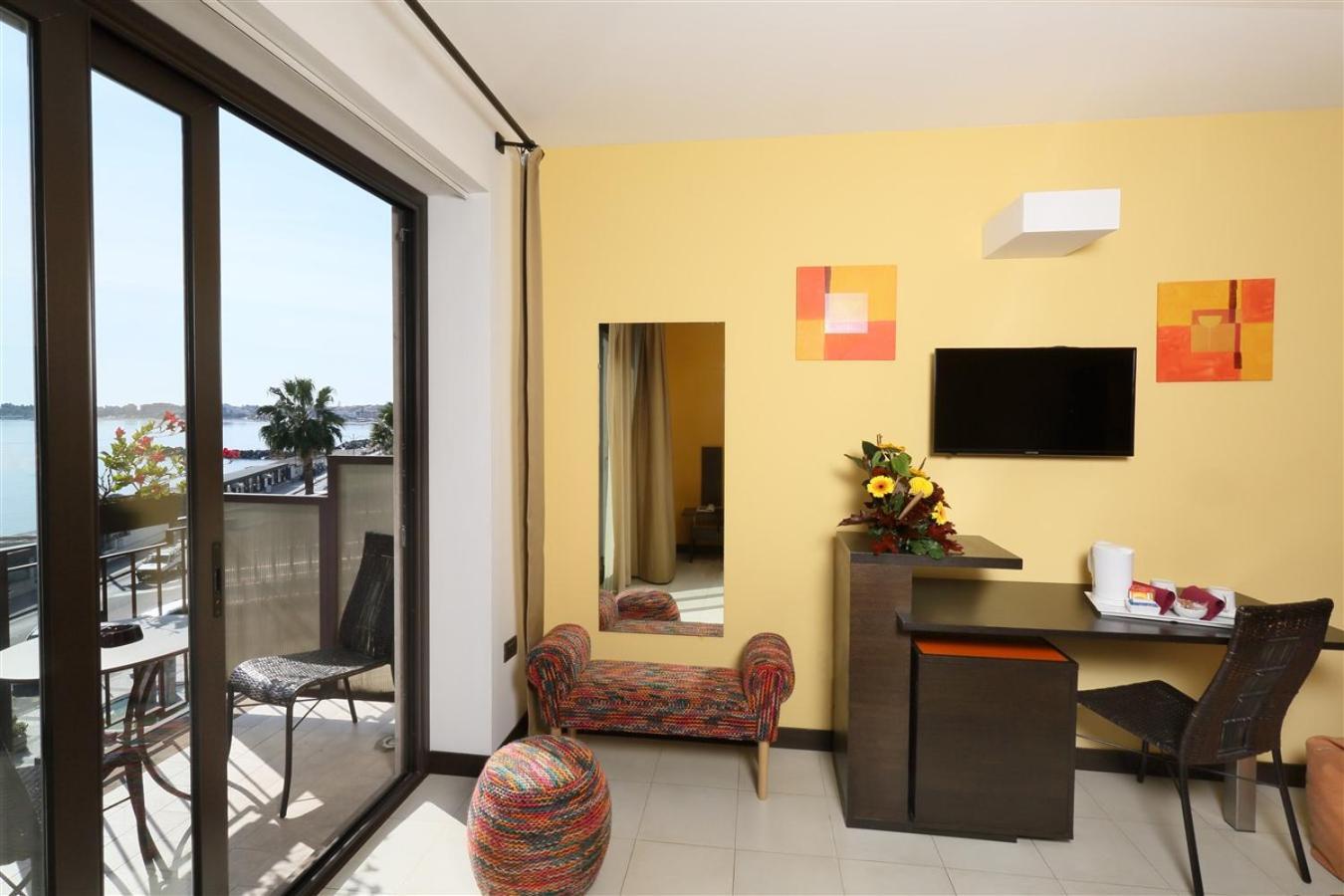 Superior Double Room Sea View Balcony