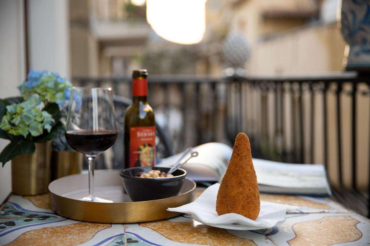 Classic Double Room with Balcony,1237790527:JPEG