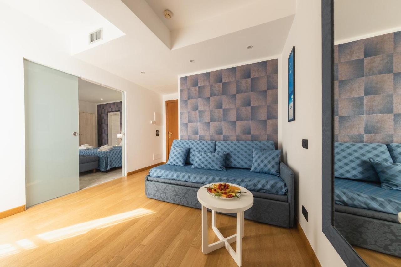 Suite with Sea View