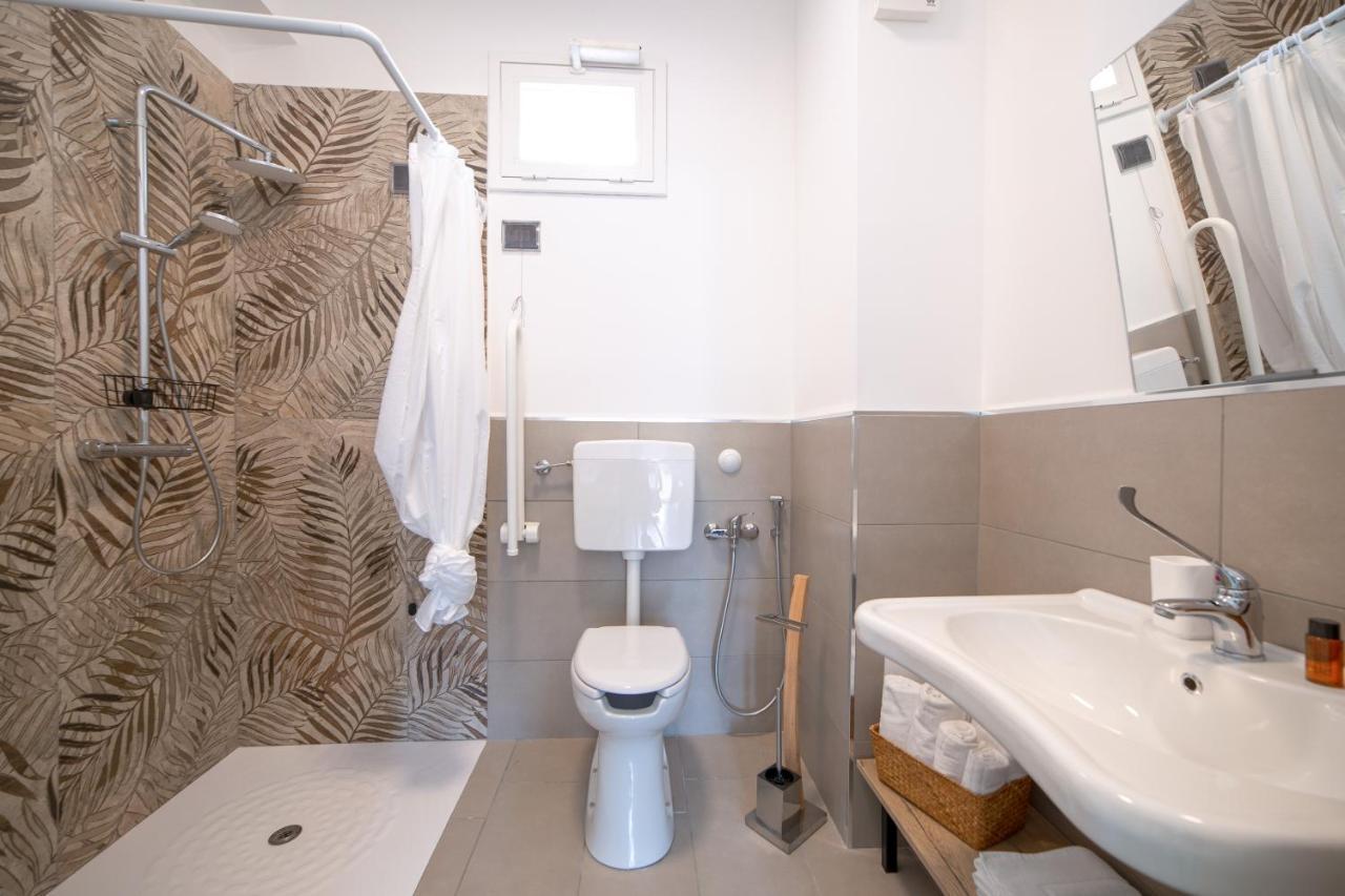 Double or Twin Room - Disability Access,1310358307:JPEG