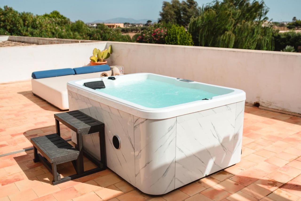 Deluxe Double Terrace Spa Bath,1300766143:JPEG