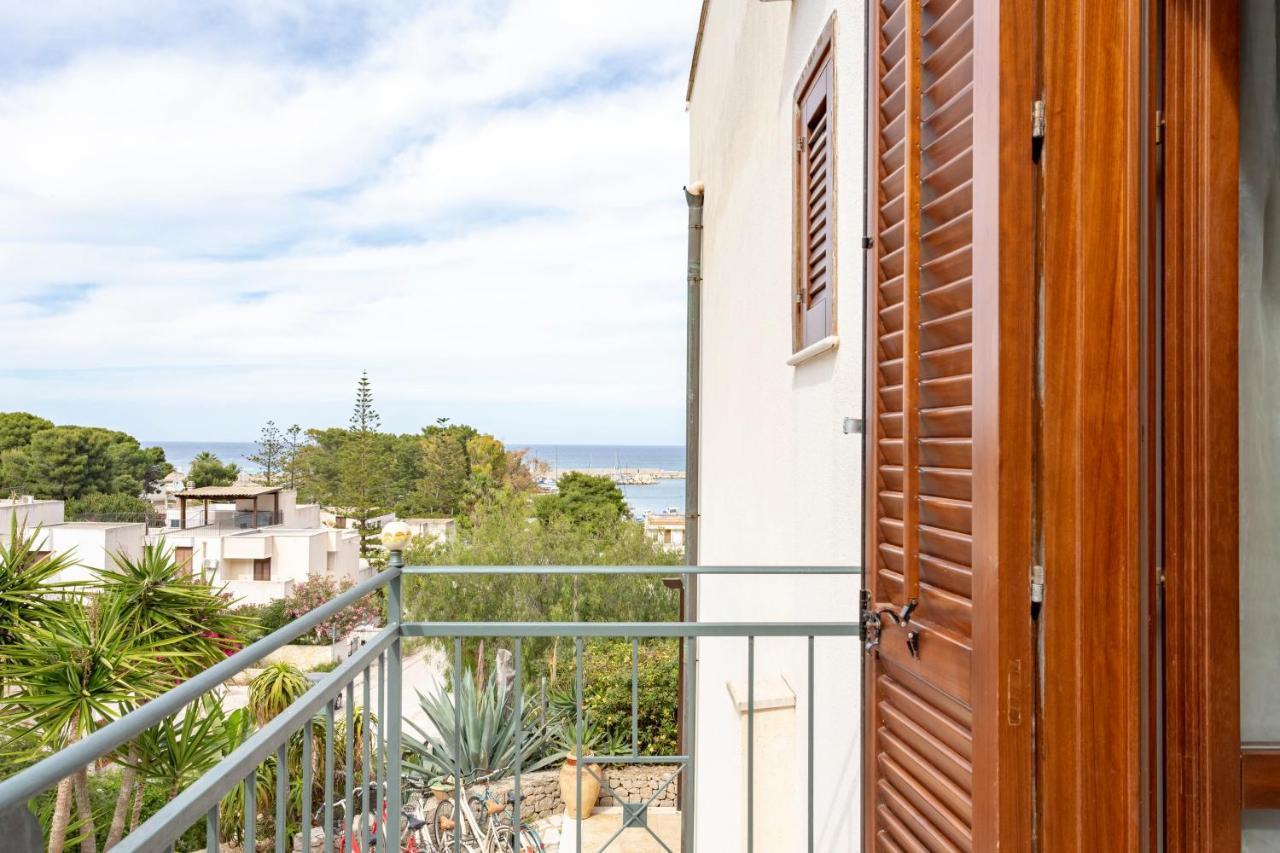 Double Room with Partial Sea View