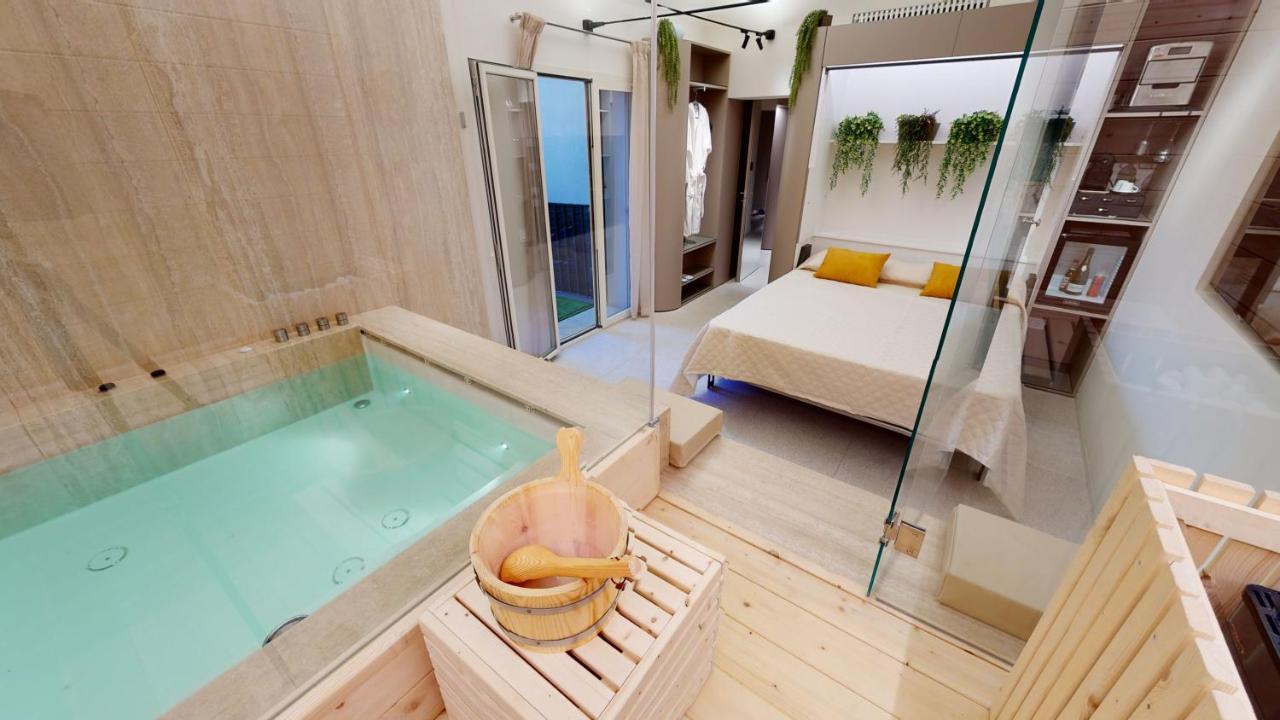 Kamer met Kingsize bed en Bubbelbad