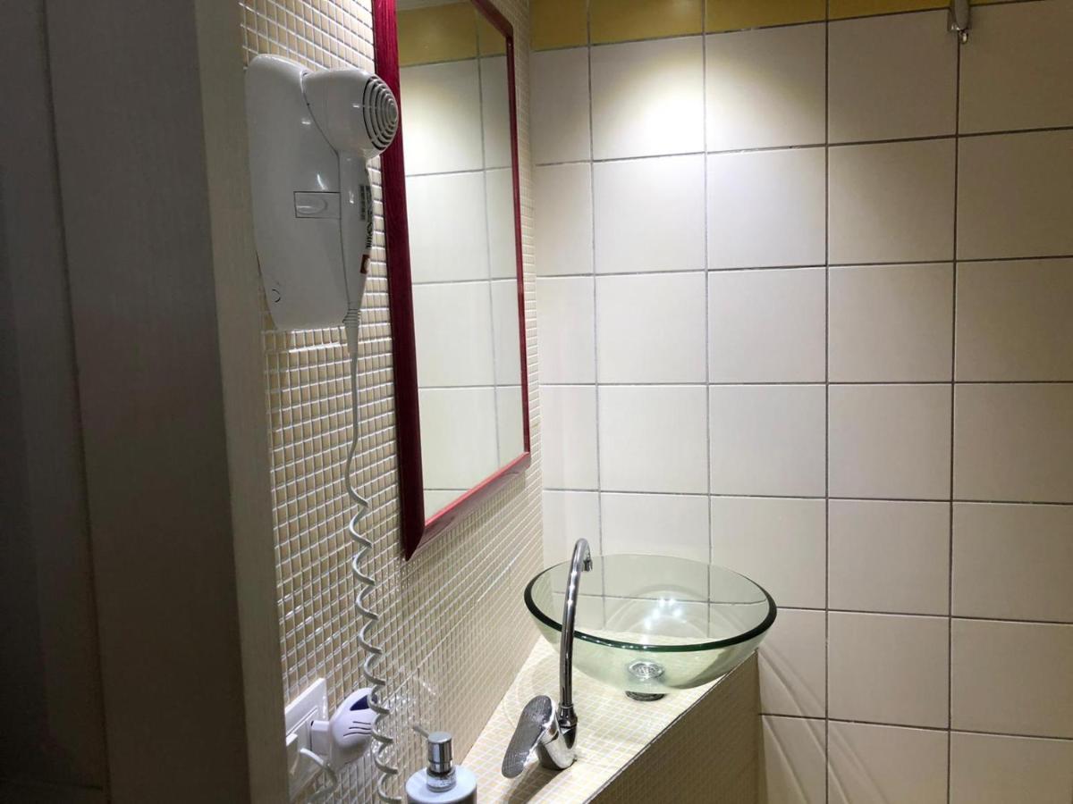 Double Room,1366503755:JPEG