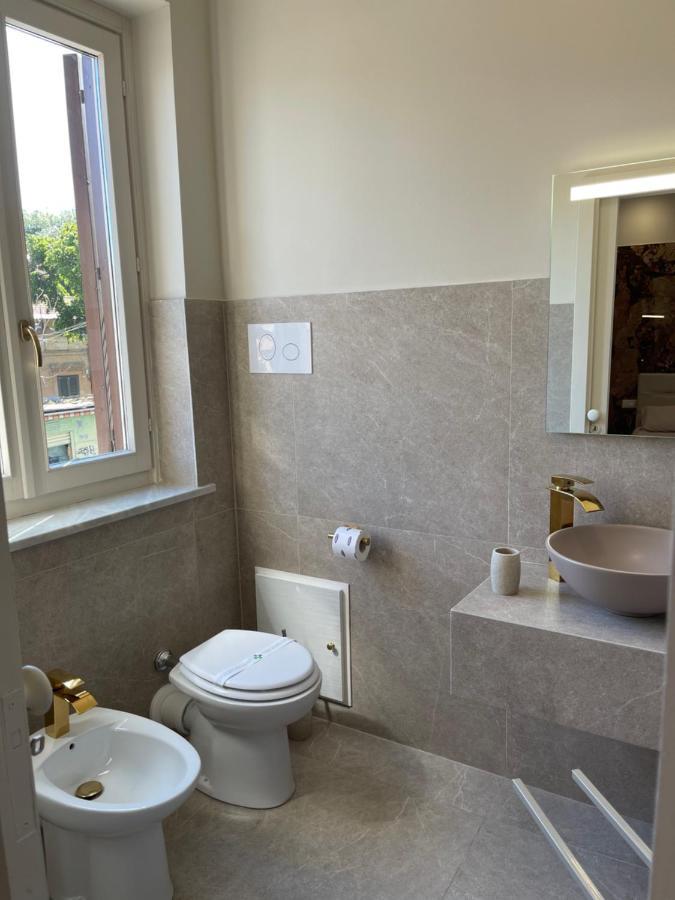 Suite Lit Queen-Size avec Baignoire Spa