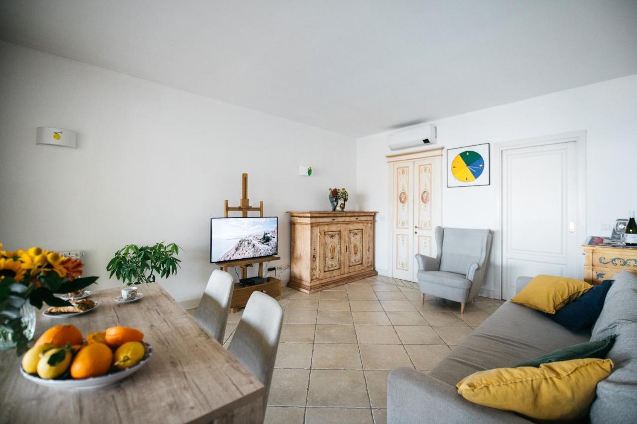 Three-Bedroom Apartment Terrace