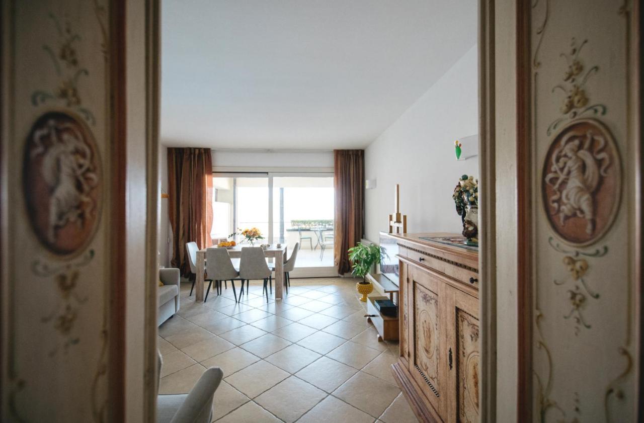 Three-Bedroom Apartment Terrace