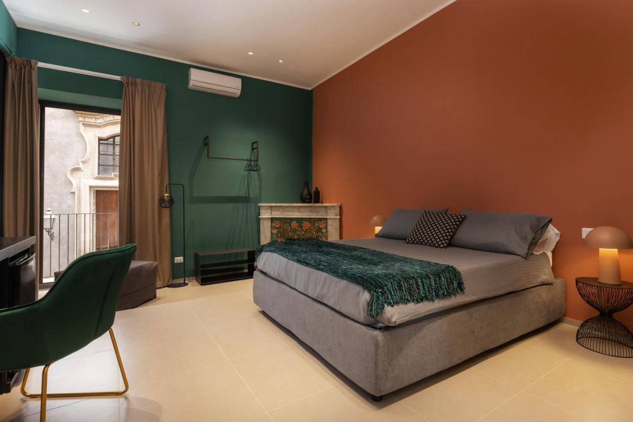 Deluxe Double Room with Bath
