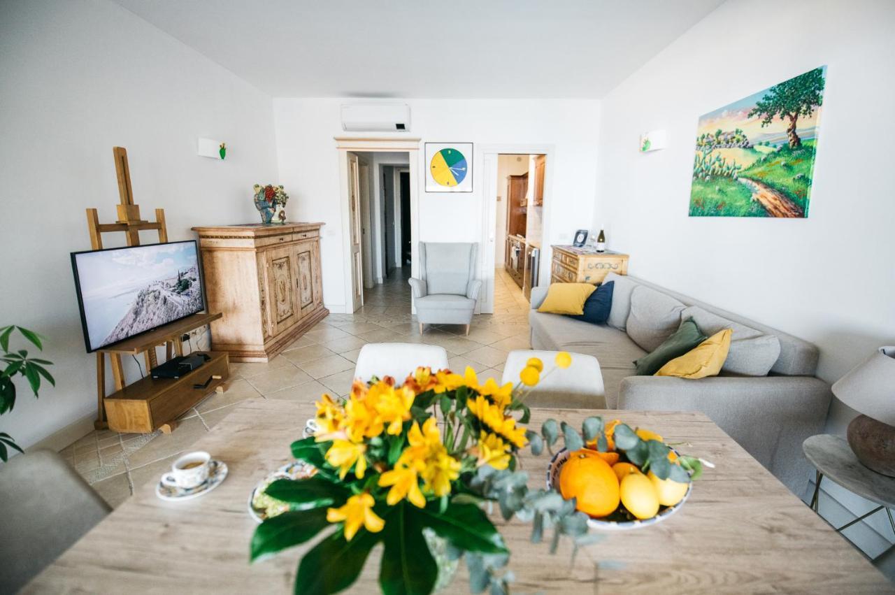 Three-Bedroom Apartment Terrace