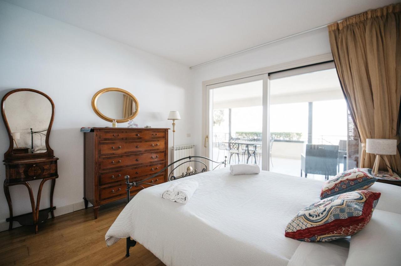 Three-Bedroom Apartment Terrace