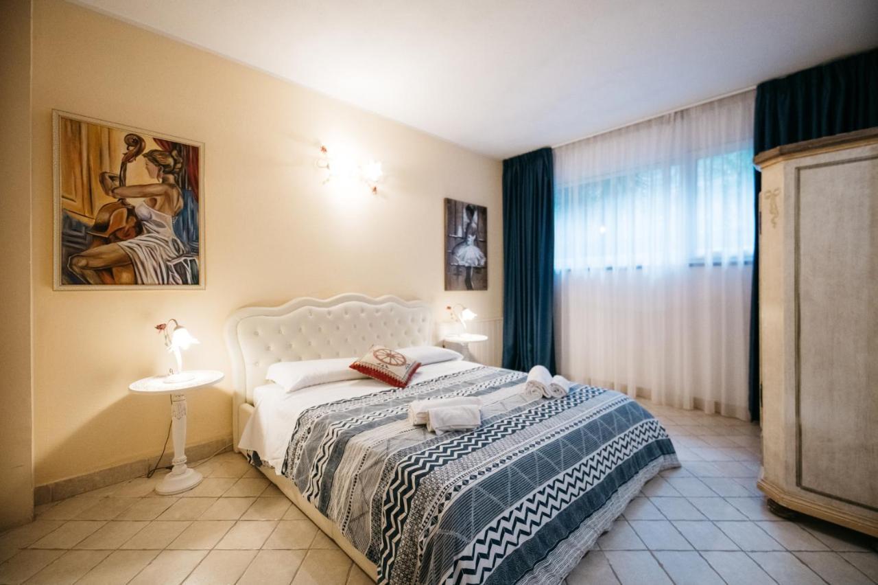 Three-Bedroom Apartment Terrace