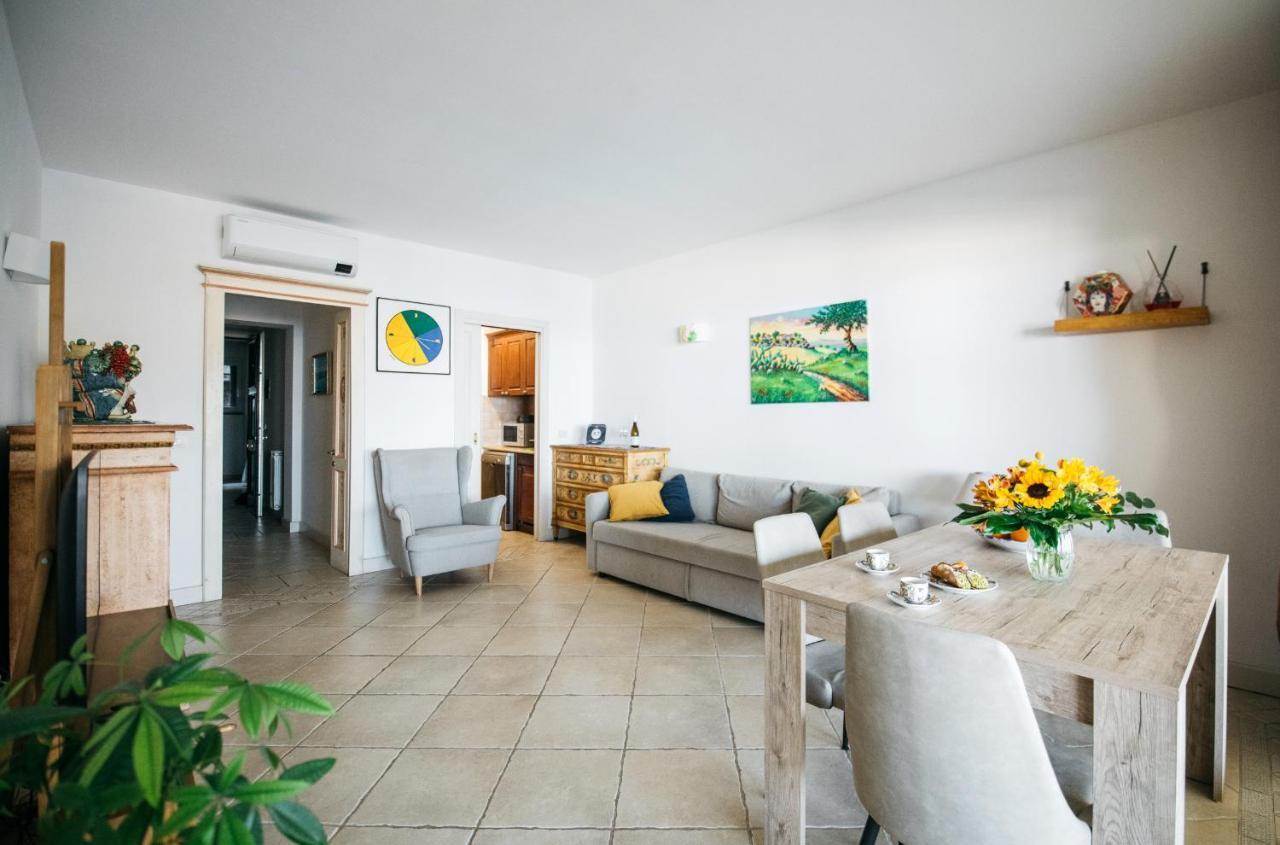 Three-Bedroom Apartment Terrace