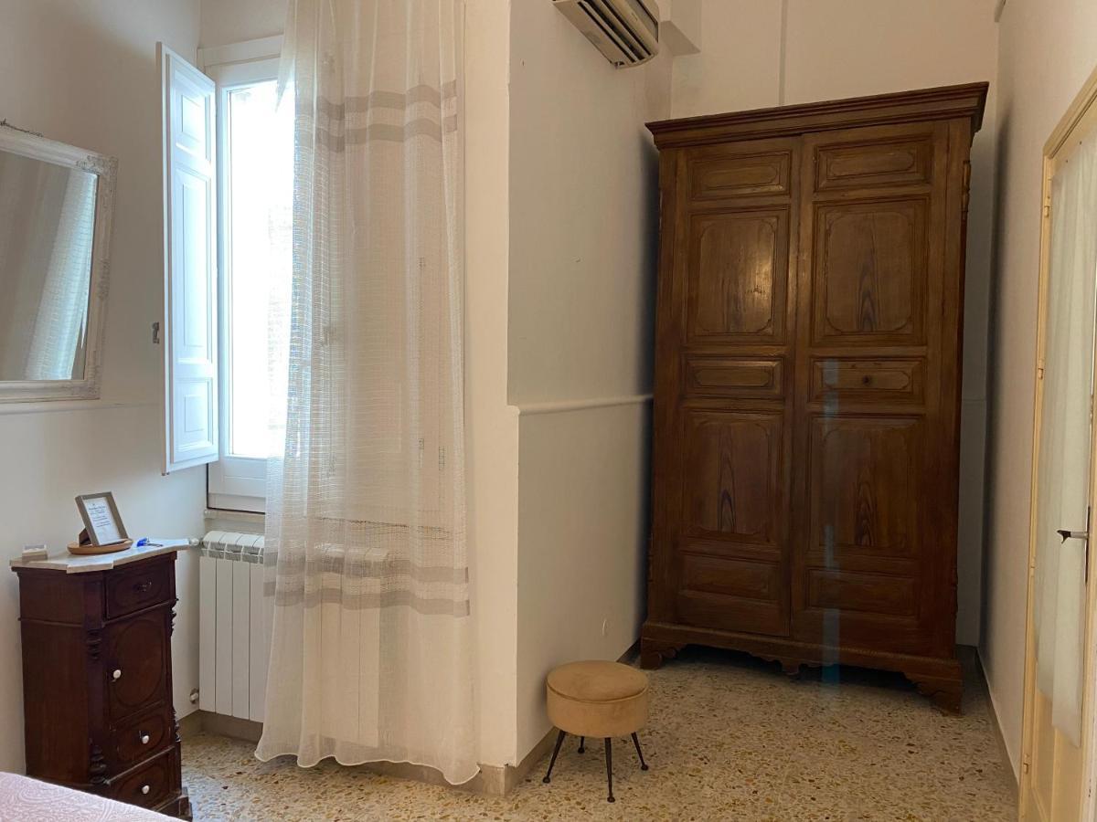 Double Room with Private External Bathroom