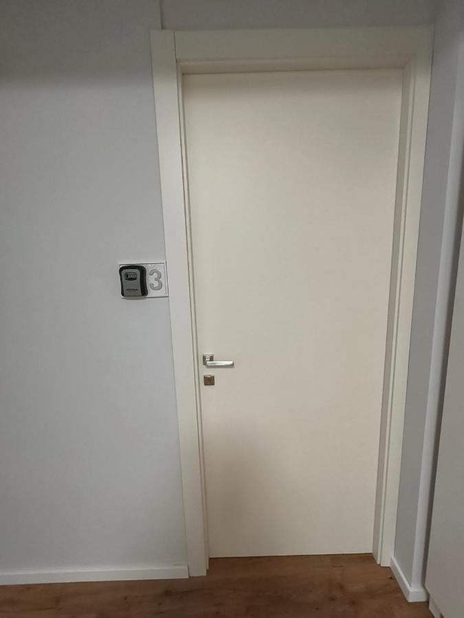 Two-Bedroom Apartment,1463927965:JPEG