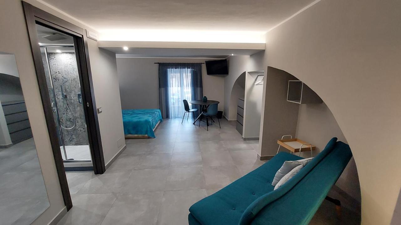 Quadruple Room with Private Bathroom