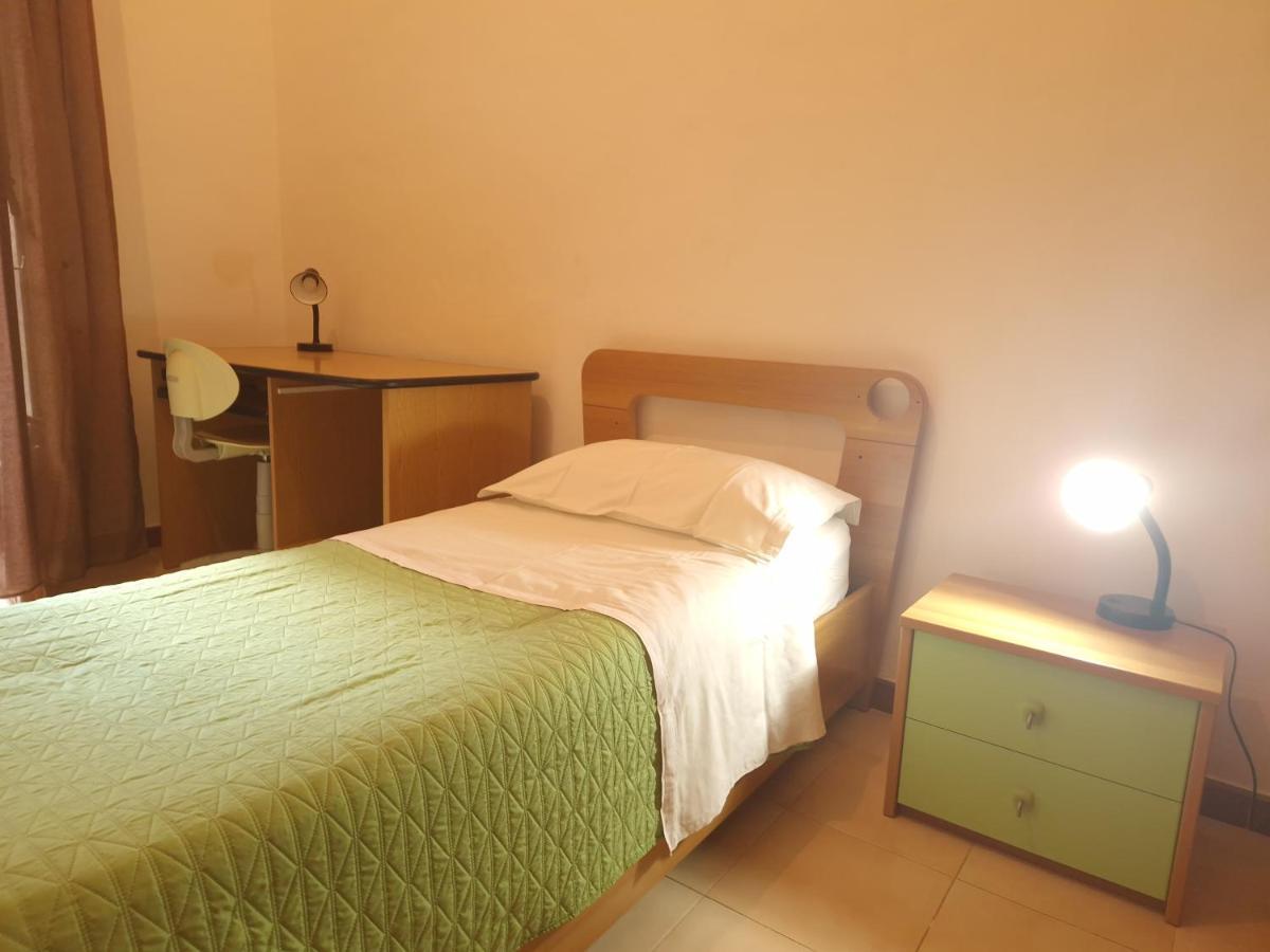 Single Room with Shared Bathroom