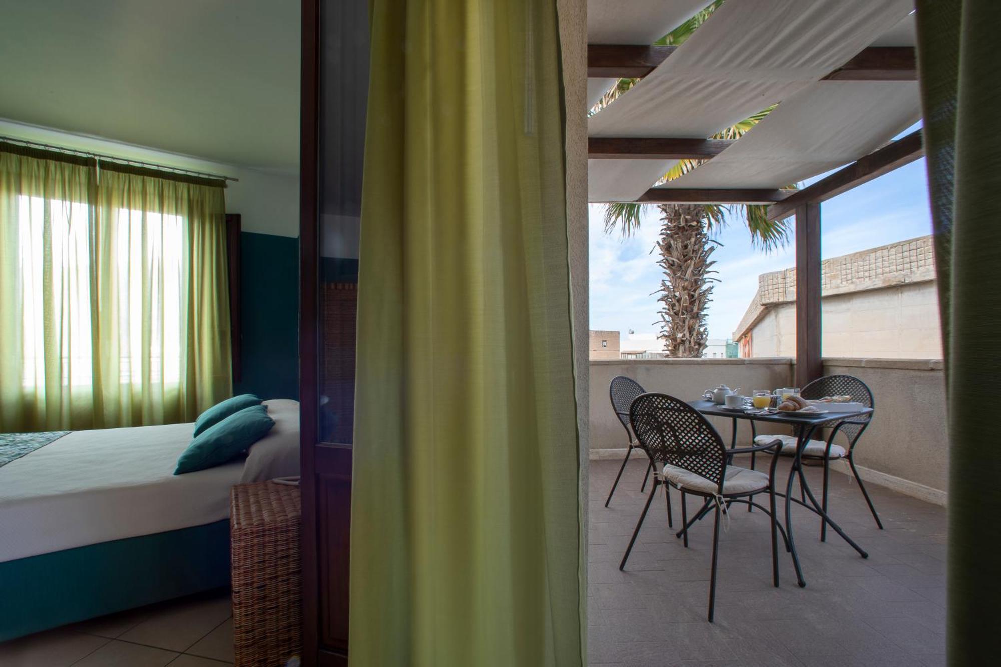 Triple Room Terrace,1521516484:JPEG