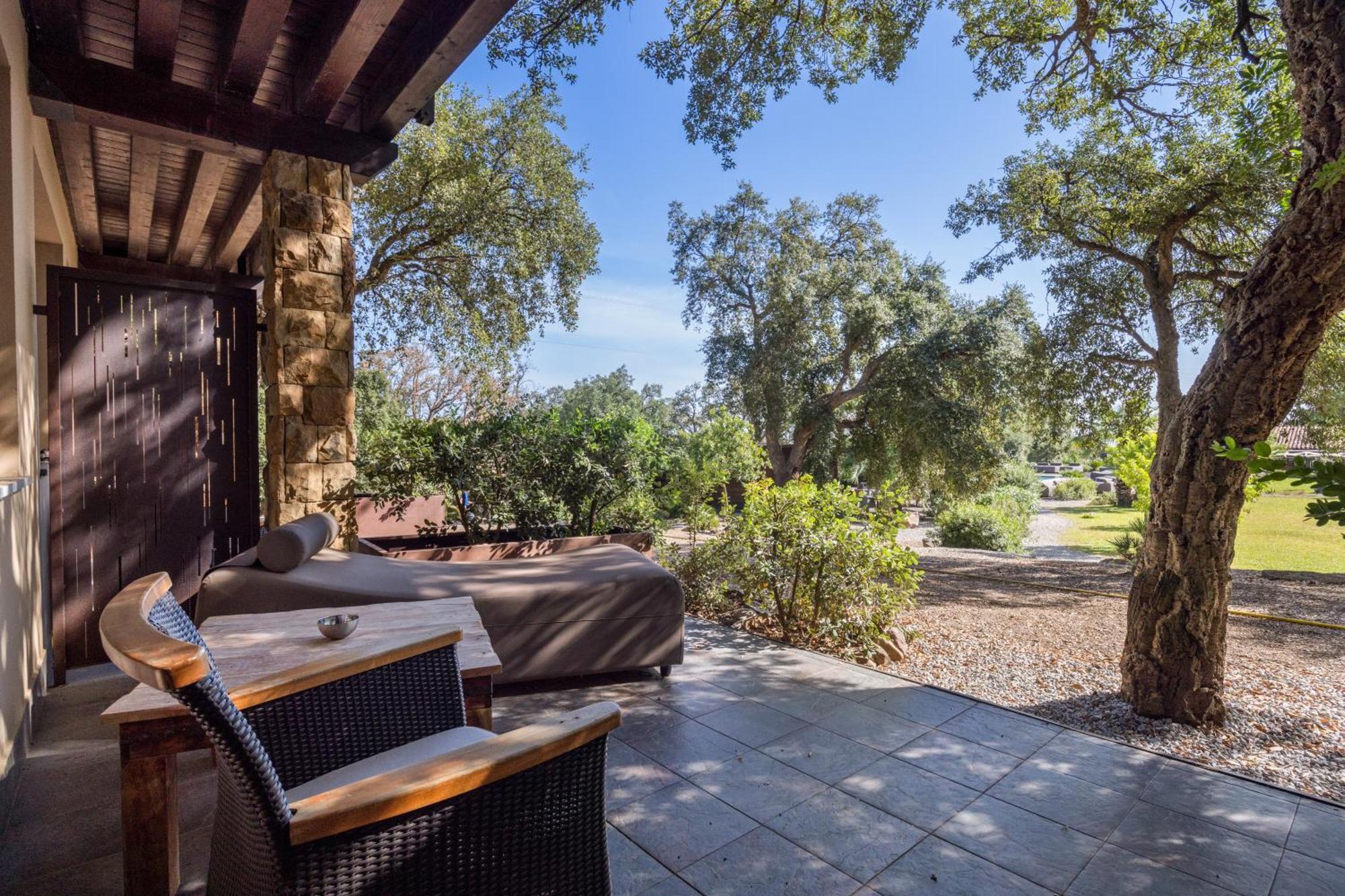 Double Room with Balcony,1544420167:JPEG