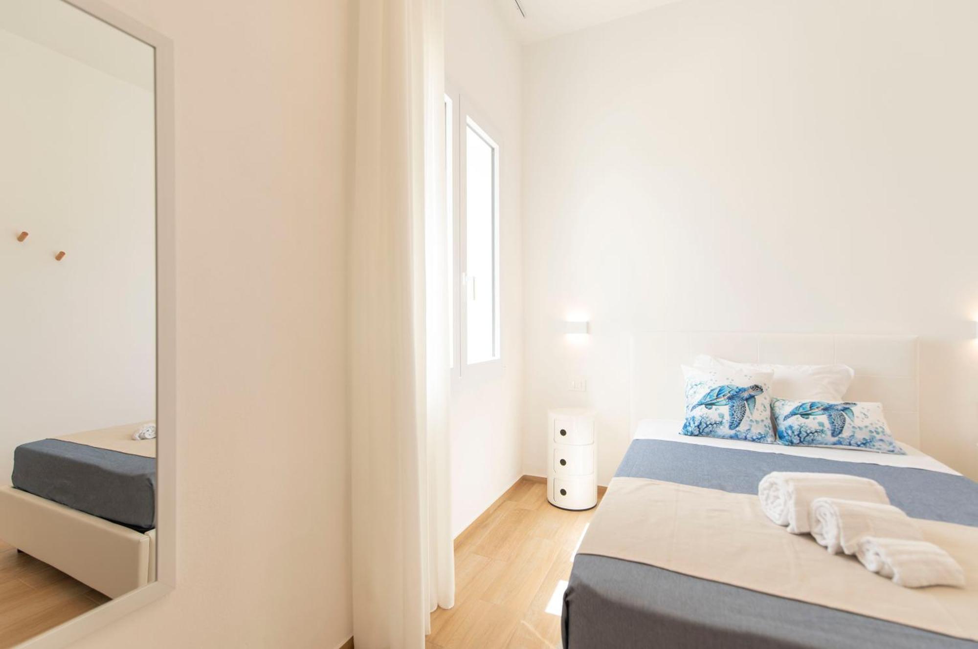 Small Double Room,1538836570:JPEG