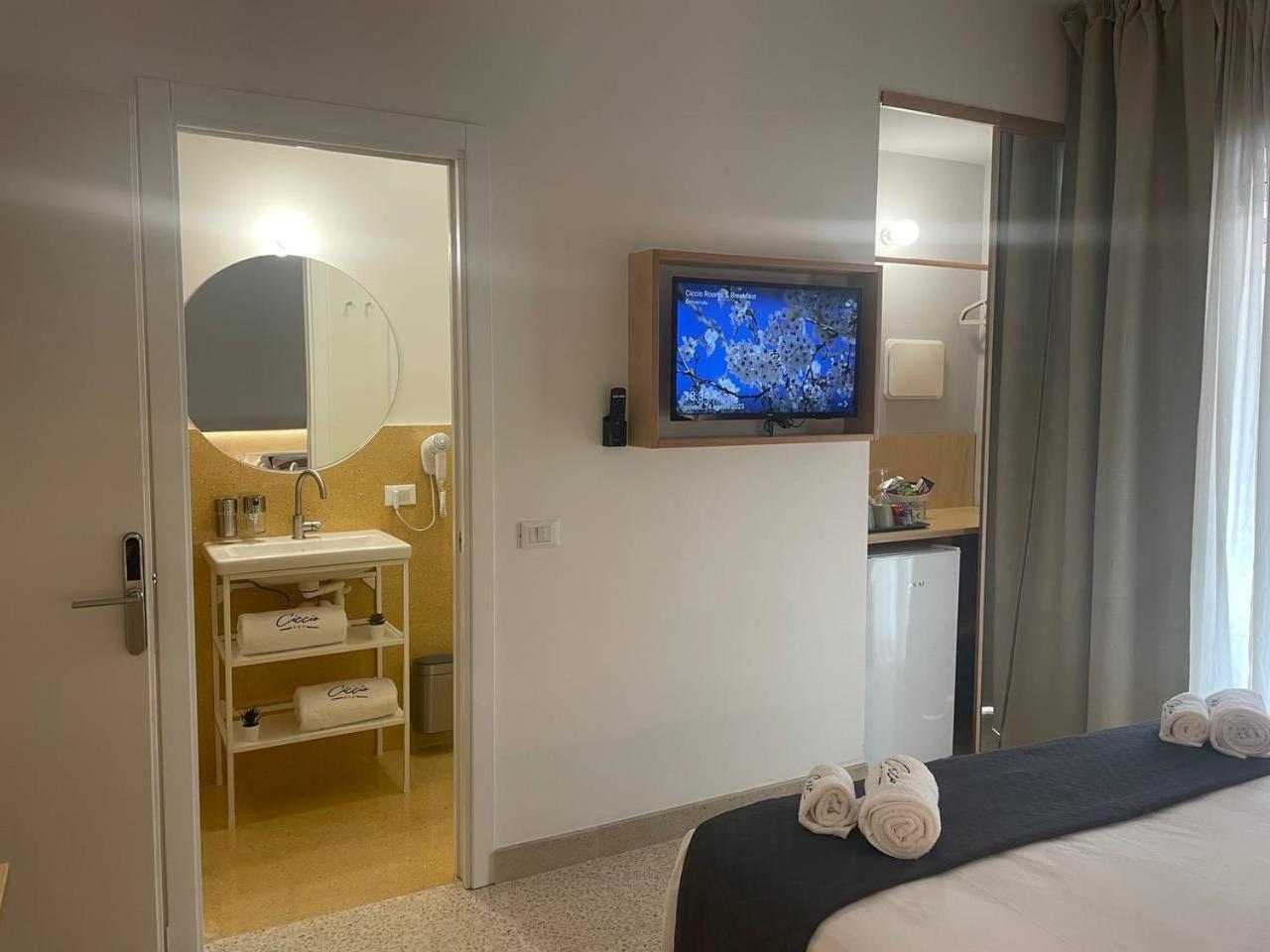 Habitación Doble Deluxe con balcón y vistas al mar
