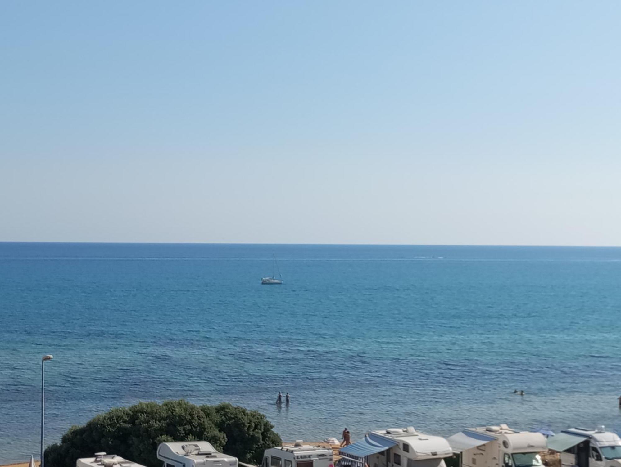 Camera Deluxe Matrimoniale/Doppia con Letti Singoli con Vista Mare