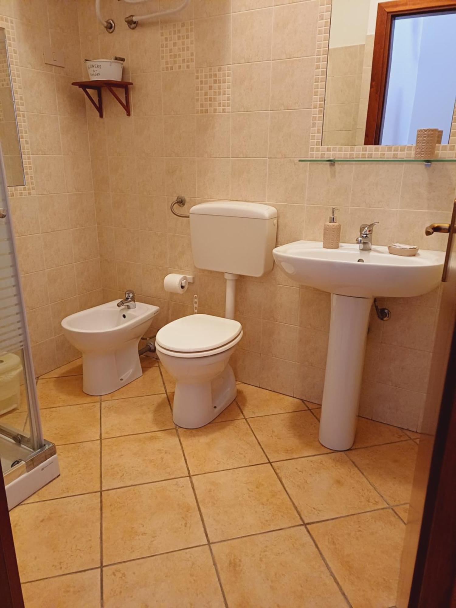 Double Room,1553438947:JPEG