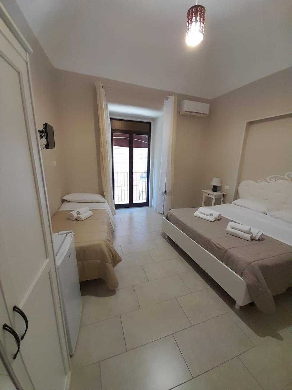 Camera Tripla con Bagno Privato Esterno