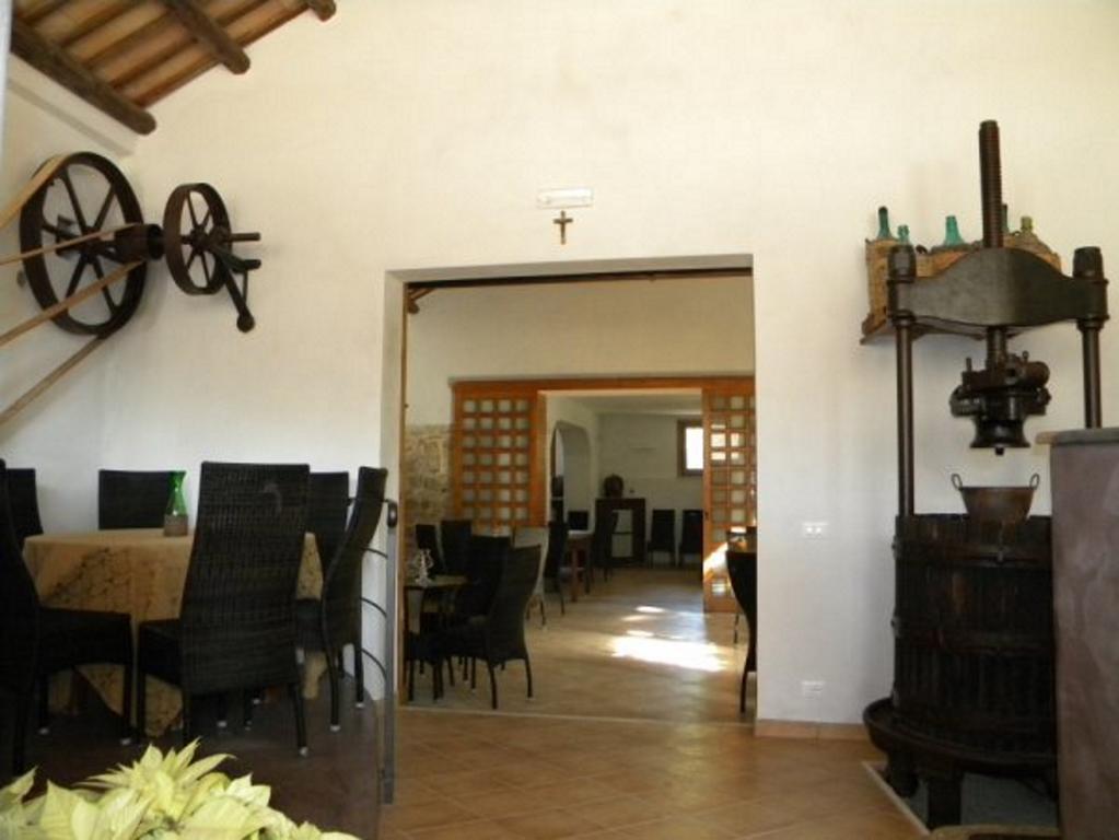 Two-Bedroom Apartment,418424487:JPEG