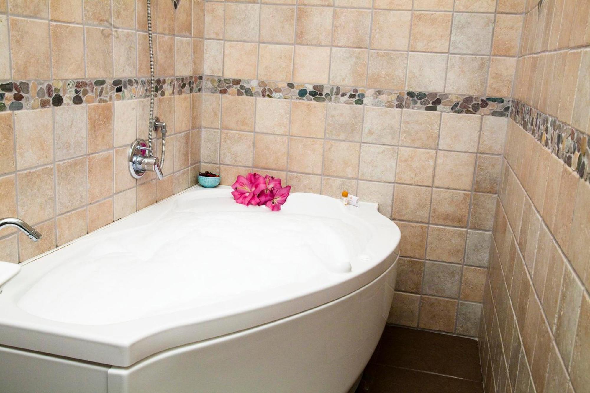 Deluxe Double Room Spa Bath