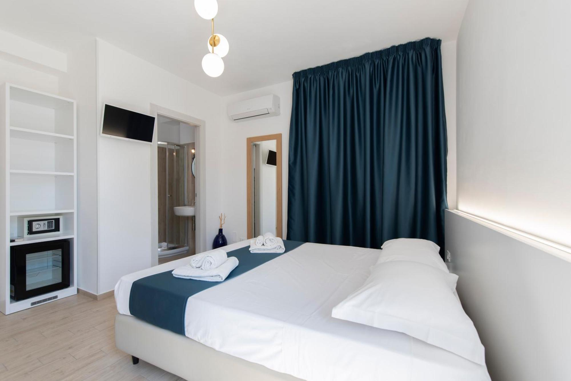 Double Room with Private Bathroom,1596908834:JPEG
