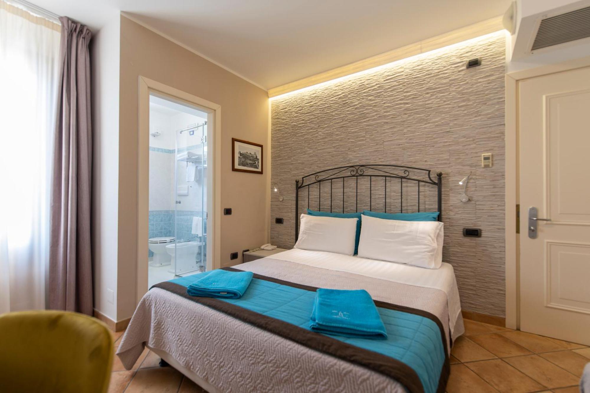 Double or Twin Room Balcony