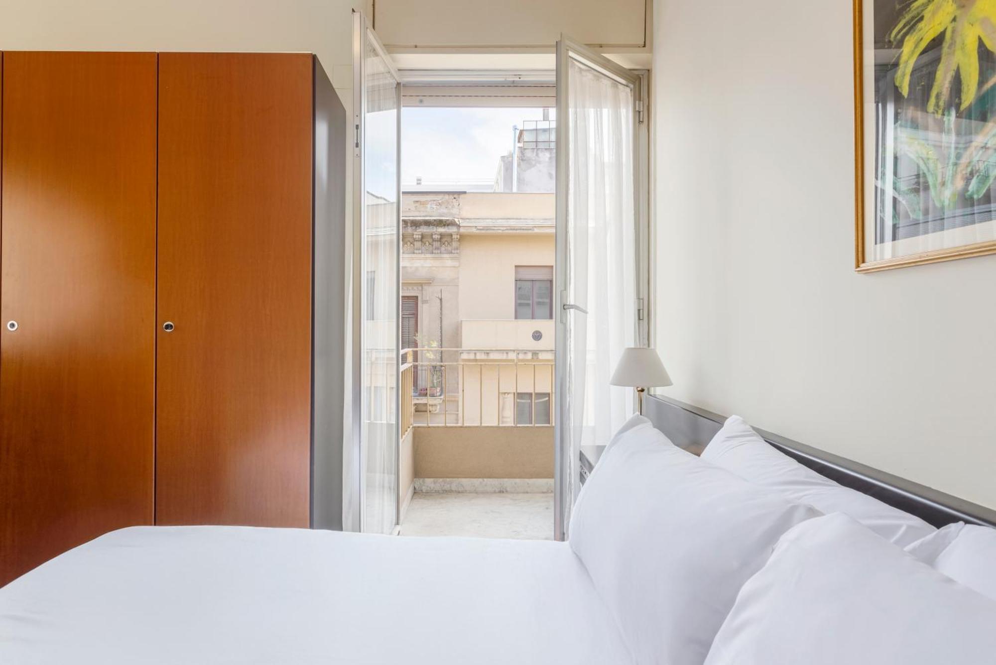 Habitación Triple con balcón