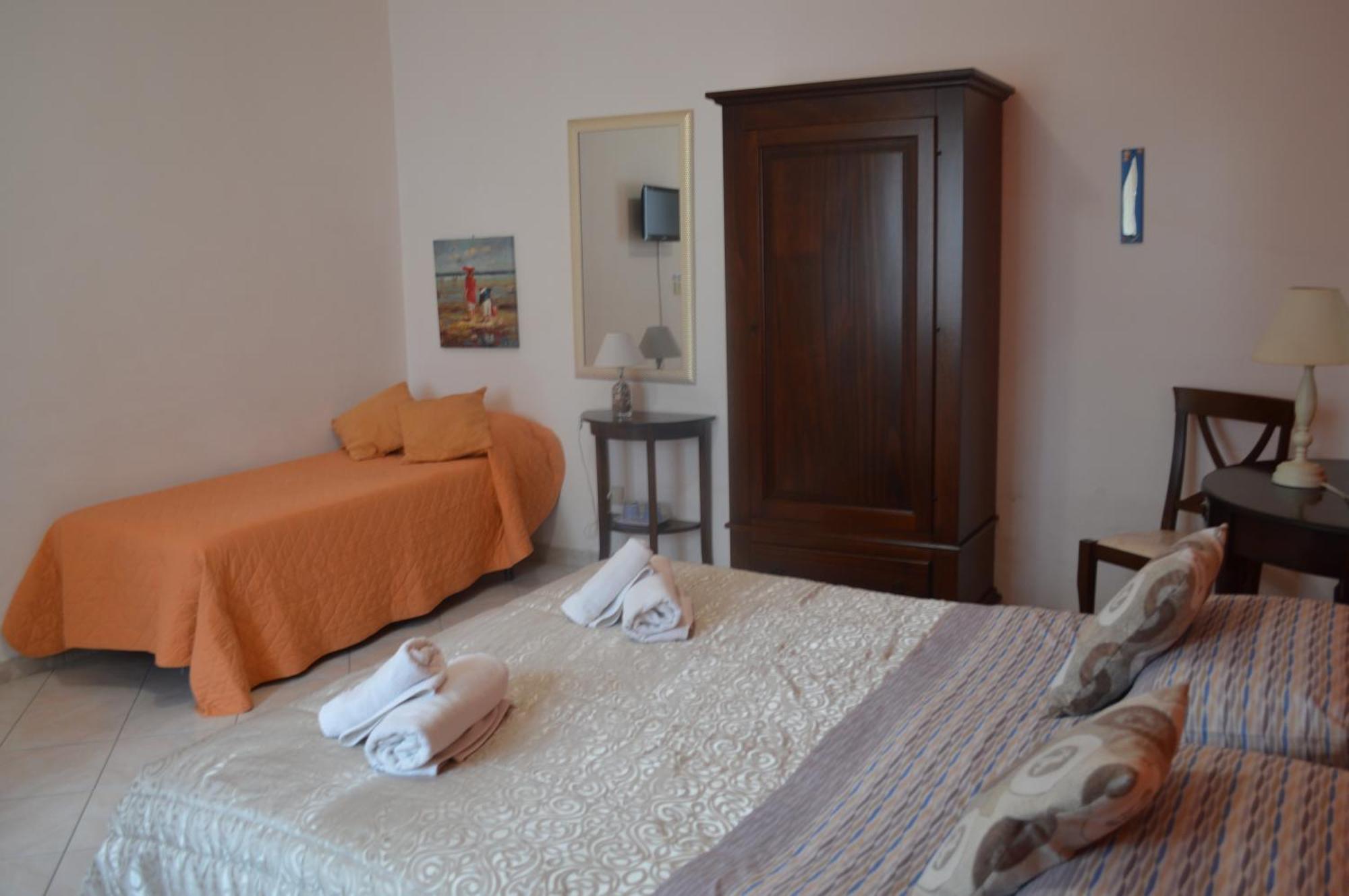 Triple Room,1670727330:JPEG